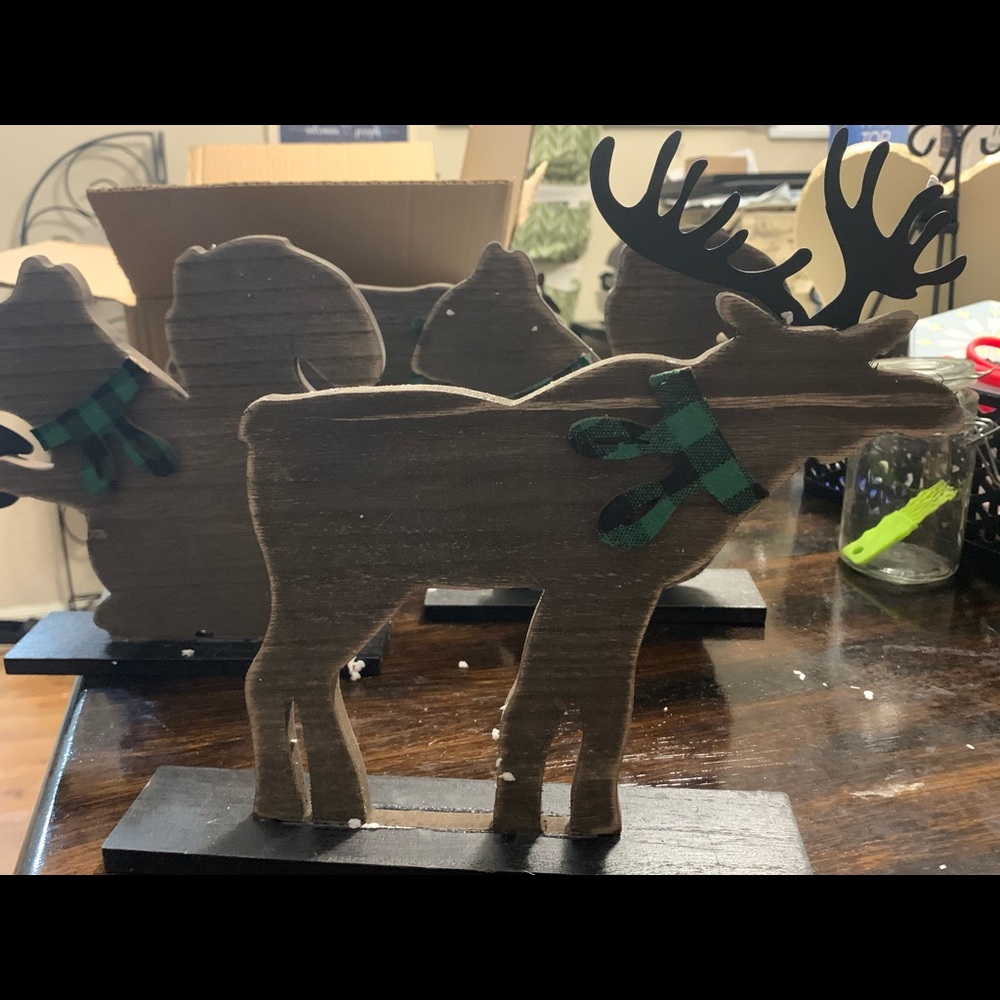 Wooden animal decor